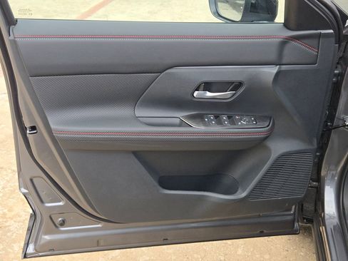 New 2026 Nissan Kicks SR image 11