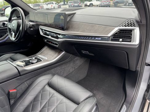 Used 2025 BMW X5 xDrive40i w/ Climate Comfort Package AWD/4WD image 35