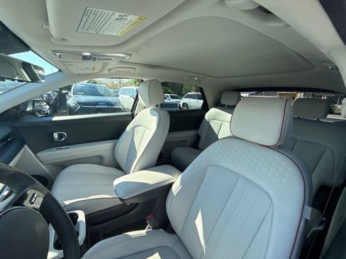 Used 2024 Hyundai Ioniq 5 Limited AWD/4WD image 14