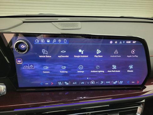 New 2026 Chevrolet Traverse RS w/ LPO, Floor Liner Package FWD image 12