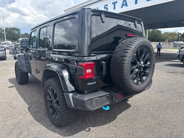 Used 2024 Jeep Wrangler Unlimited Sahara AWD/4WD image 6
