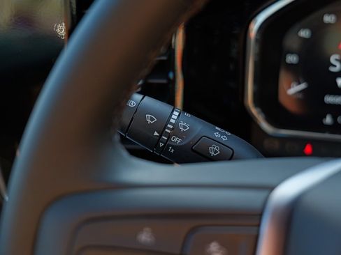 New 2026 GMC Sierra 1500 Elevation image 28