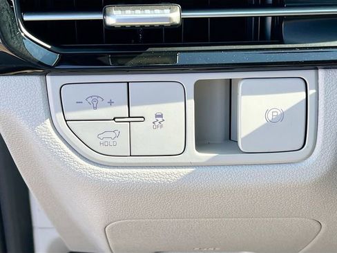 New 2026 Kia Sportage SX FWD image 10