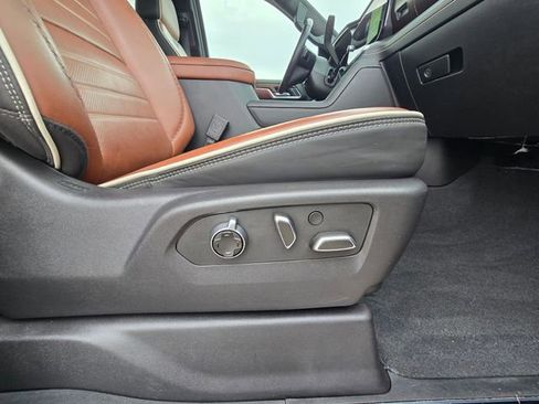 Used 2025 GMC Sierra 2500 Denali Ultimate AWD/4WD image 20