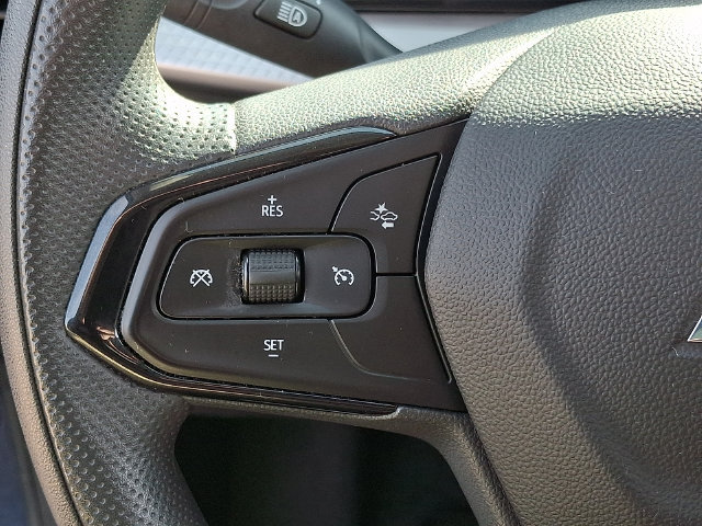 Used 2024 Chevrolet Trax LT FWD image 22