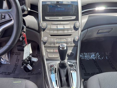 Used 2013 Chevrolet Malibu LS w/ Protection Package FWD image 12