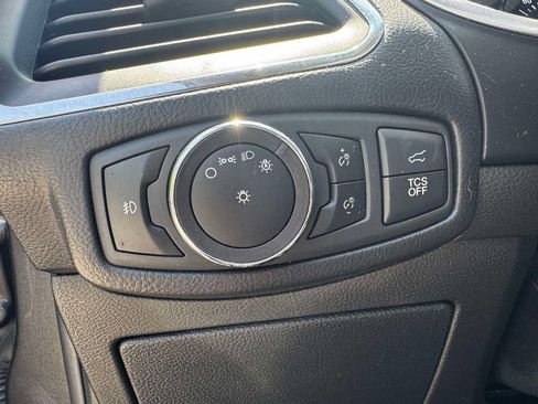 Used 2019 Ford Edge Titanium w/ Equipment Group 301A AWD/4WD image 20