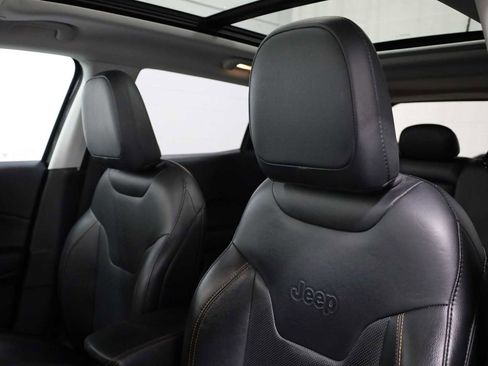 Used 2019 Jeep Compass Limited w/ Safety & Security Group AWD/4WD image 18