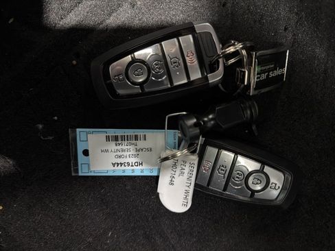 Used 2023 Ford Escape ST-Line w/ Tech Pack #1 AWD/4WD image 34