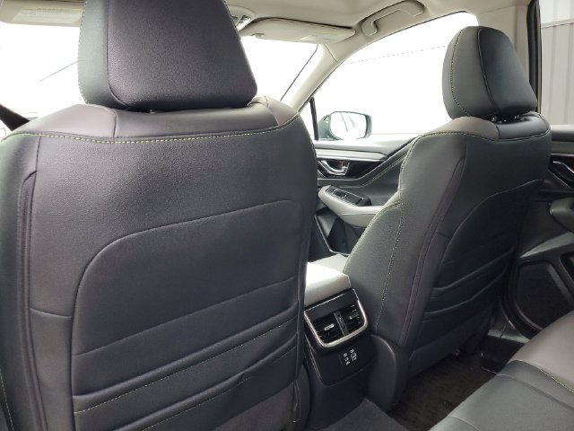 Used 2024 Subaru Outback Onyx Edition AWD/4WD image 29