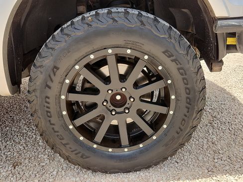 Used 2016 Ford F150 Lariat AWD/4WD image 7