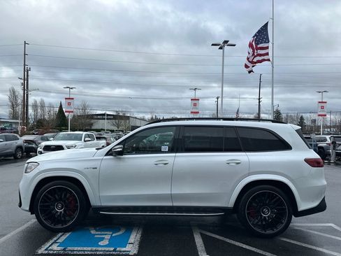 Used 2024 Mercedes-Benz GLS 63 AMG 4MATIC image 6