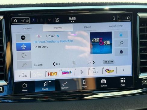 New 2026 Chrysler Voyager LX image 16