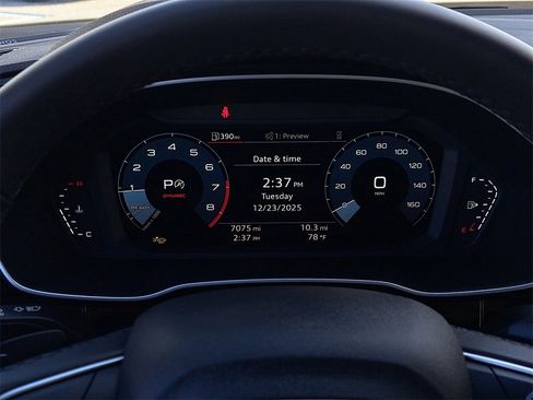 Certified 2025 Audi Q3 2.0T Premium Plus w/ Premium Plus Package image 11