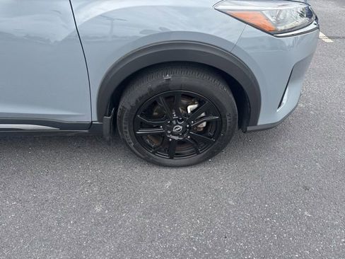 Certified 2023 Nissan Kicks SR FWD image 13