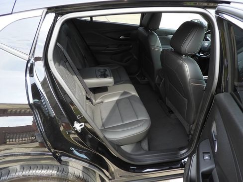 Used 2024 Buick Envista Avenir FWD image 31