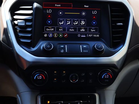 Used 2020 GMC Acadia SLT w/ LPO, Cargo Package FWD image 46