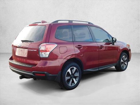 Used 2018 Subaru Forester 2.5i w/ Alloy Wheel Package AWD/4WD image 5