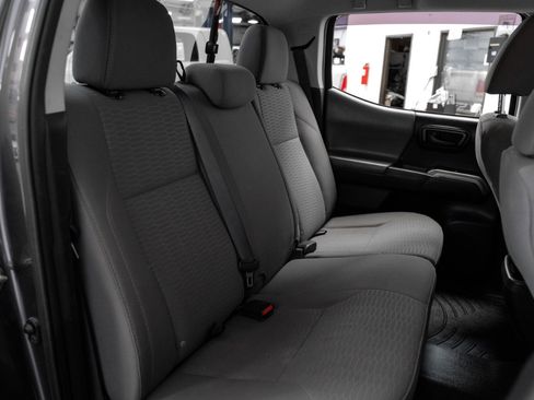 Used 2017 Toyota Tacoma SR5 image 30