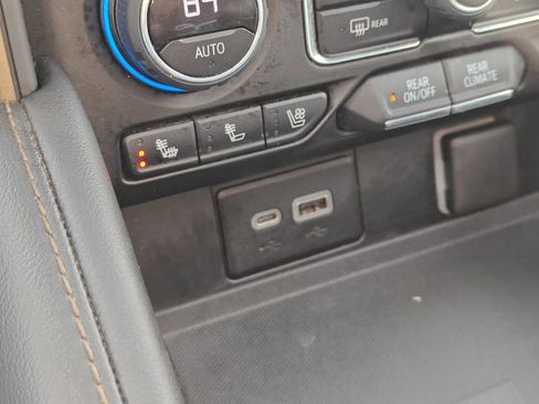 Used 2021 Chevrolet Tahoe High Country image 46