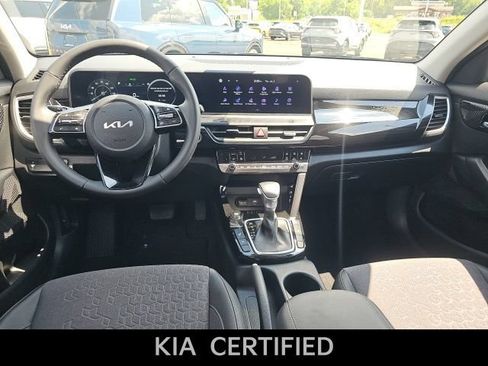 Used 2024 Kia Seltos S AWD/4WD image 39
