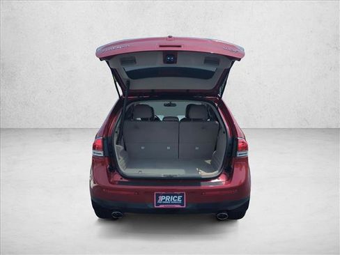 Used 2014 Lincoln MKX FWD image 6