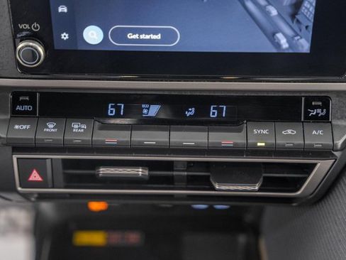 Certified 2025 Toyota Camry SE image 23