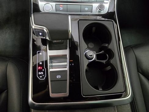 Used 2020 Audi Q7 3.0T Premium w/ Convenience Package AWD/4WD image 25