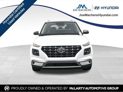 Used 2025 Hyundai Venue Limited FWD image 4