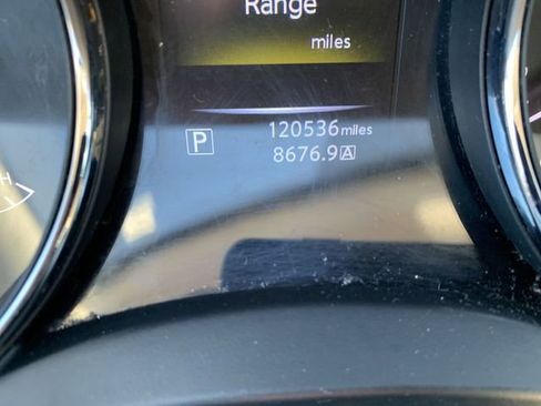 Used 2016 Nissan Rogue SL AWD/4WD image 12