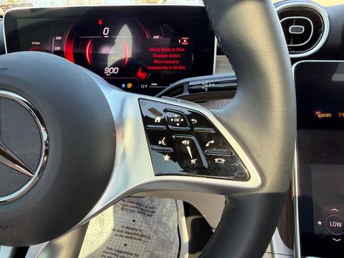 Used 2025 Mercedes-Benz C 300 4MATIC Sedan image 15