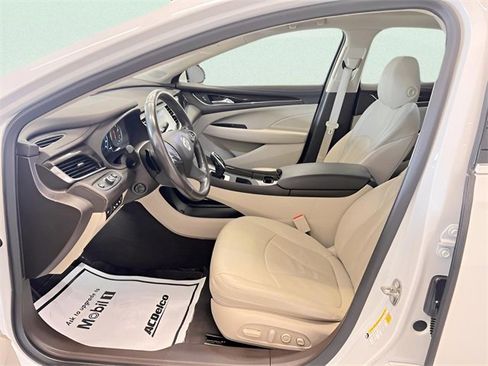 Used 2018 Buick LaCrosse Premium w/ Driver Confidence Package #2 image 18