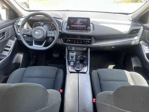 Used 2024 Nissan Rogue S image 16