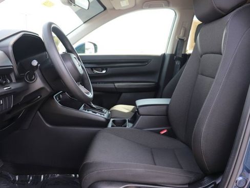 Used 2025 Honda CR-V LX image 11