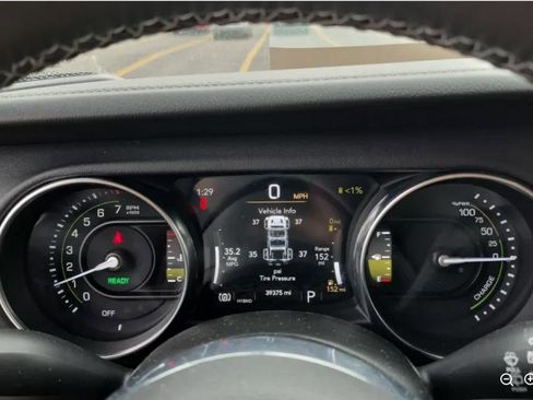 Used 2022 Jeep Wrangler Unlimited Sahara 4xe w/ Safety Group image 4