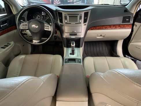 Used 2012 Subaru Outback 2.5i Limited AWD/4WD image 12