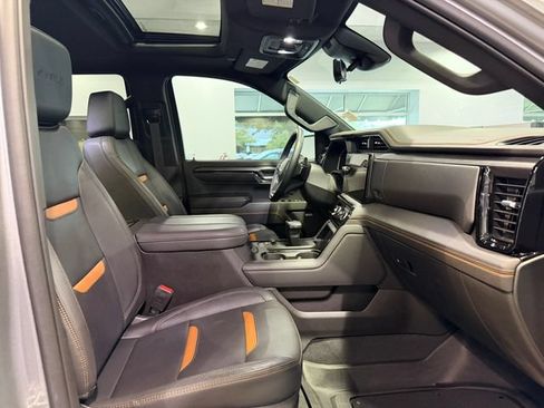 Used 2023 GMC Sierra 1500 AT4 w/ AT4 Premium Package AWD/4WD image 25