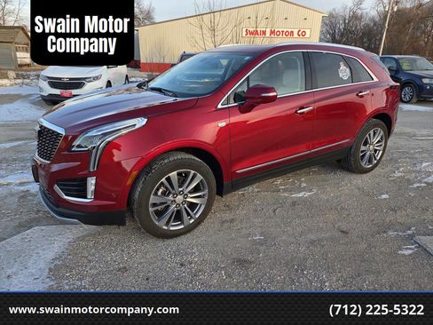 Used 2024 Cadillac XT5 Premium Luxury w/ Technology Package image 1