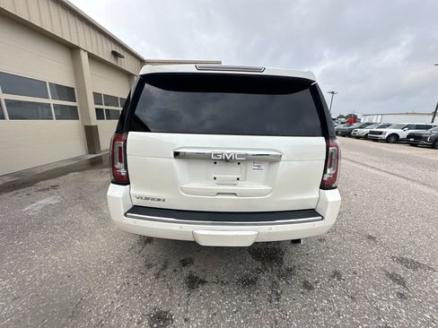 Certified 2015 GMC Yukon Denali w/ Premium Package AWD/4WD image 13