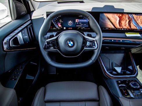 New 2026 BMW X3 xDrive30 w/ Premium Package AWD/4WD image 11