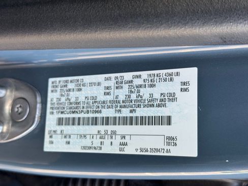 Used 2023 Ford Escape ST-Line w/ Tech Pack #1 FWD image 42