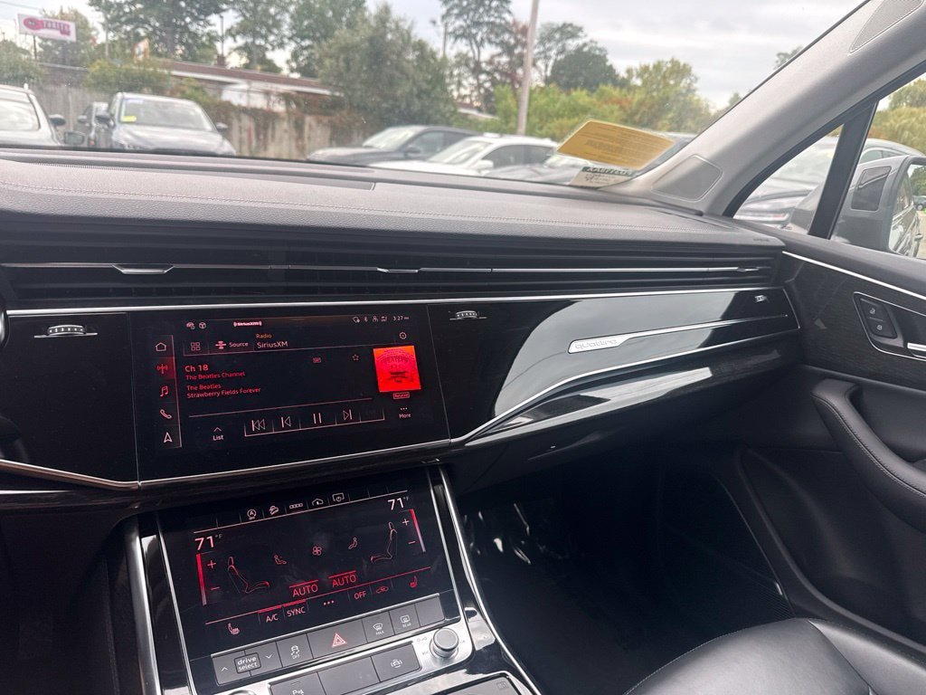 Used 2023 Audi Q7 3.0T Premium Plus AWD/4WD image 10