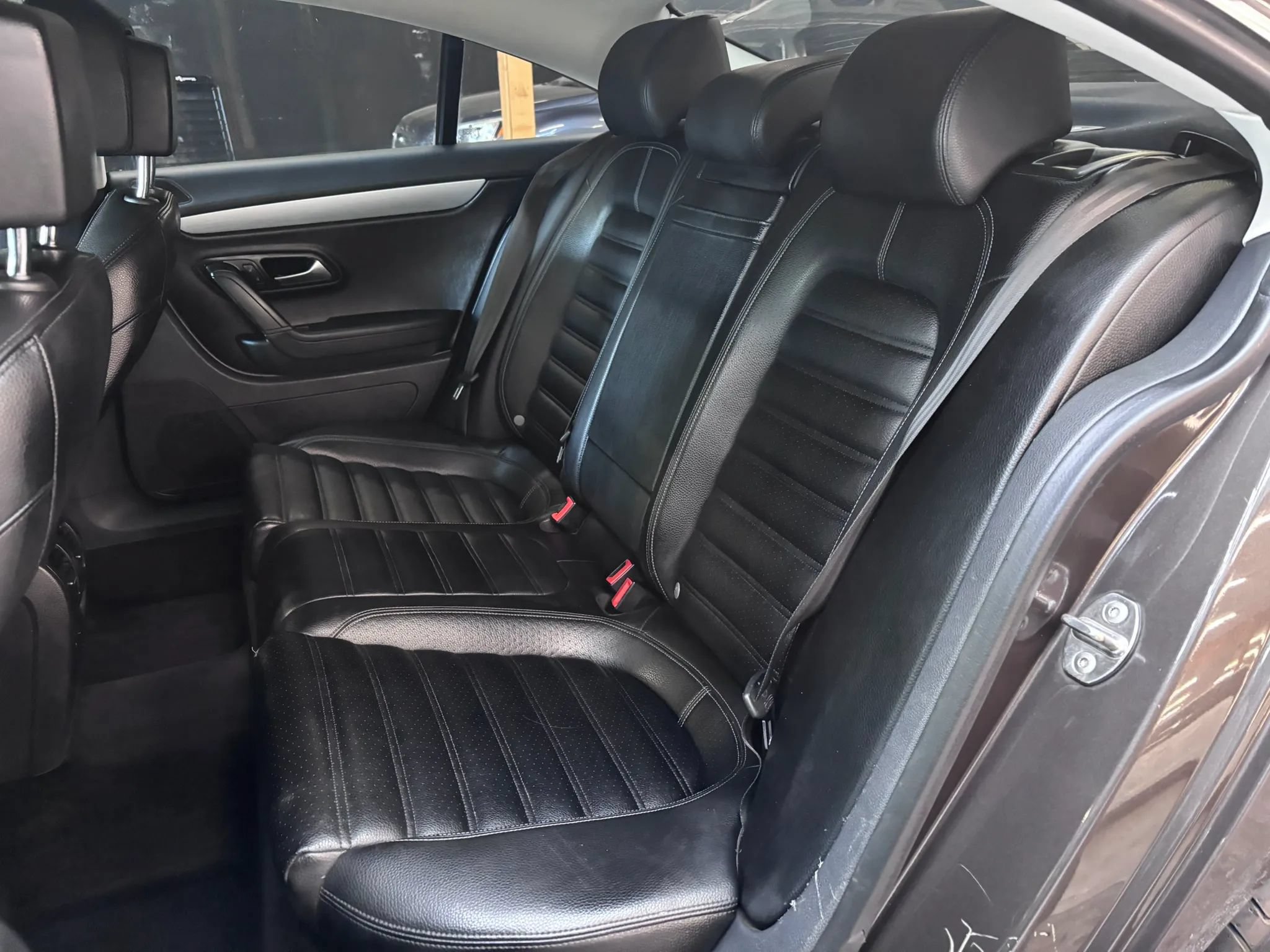 Used 2014 Volkswagen CC R-Line FWD image 20