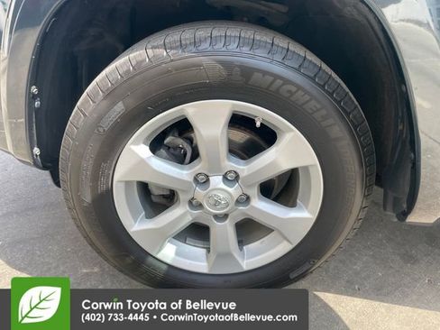 Used 2011 Toyota RAV4 Limited w/ Limited Extra Value Pkg AWD/4WD image 25