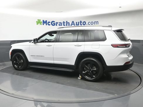 Used 2022 Jeep Grand Cherokee L Limited AWD/4WD image 28