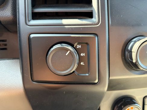 Used 2015 Ford F150 XL w/ XL Power Equipment Group AWD/4WD image 32