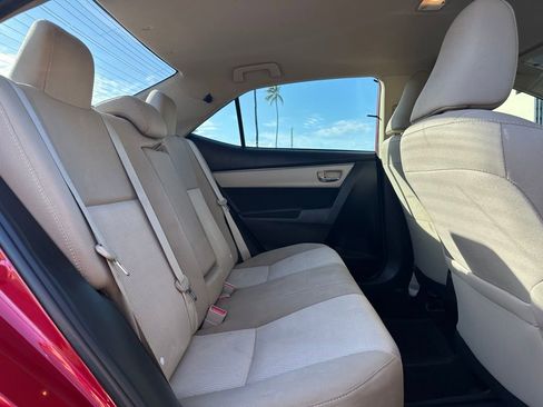 Used 2015 Toyota Corolla LE image 12