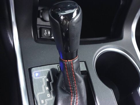 Used 2017 Toyota Camry SE FWD image 25
