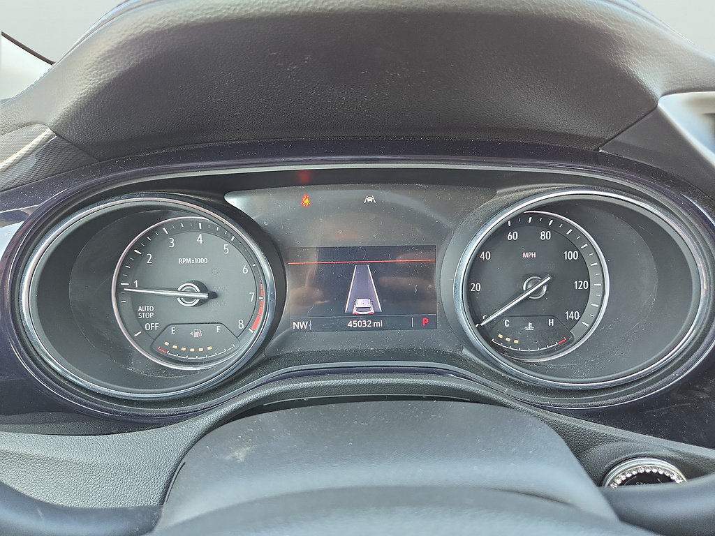Used 2021 Buick Encore GX Preferred w/ Cold Weather Comfort Package FWD image 27