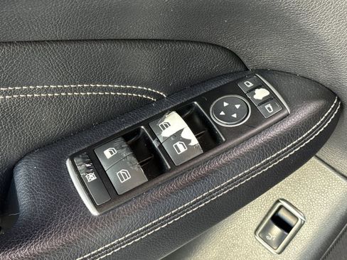 Used 2012 Mercedes-Benz ML 350 BlueTEC 4MATIC image 14